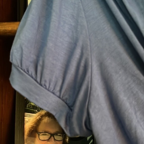 MAURICE’S Periwinkle Blue V-Neck Tie Front Short Sleeve Top, Size Medium, NWT. - Picture 5 of 7